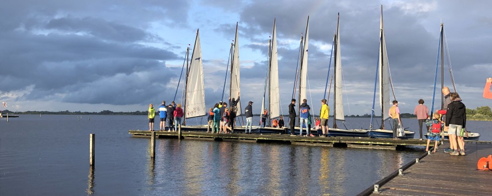 Valken op Leekstermeer Valken op Leekstermeer